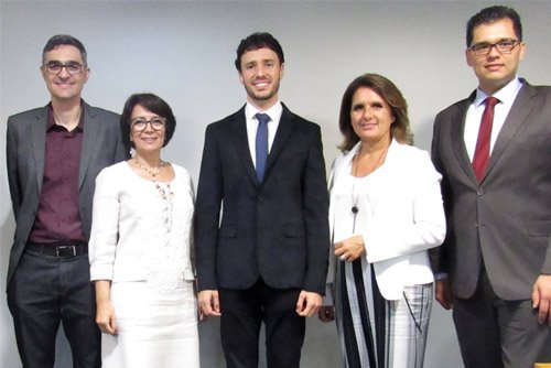 Dr. Otton Souza, Dra. Silmara Leite, Dr. Eduardo Medici, Dra. Elaine Costa e Dr. Emerson Marino 